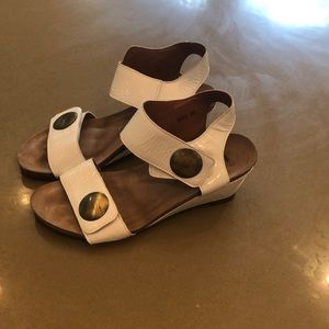 Taos Sandals white size 39